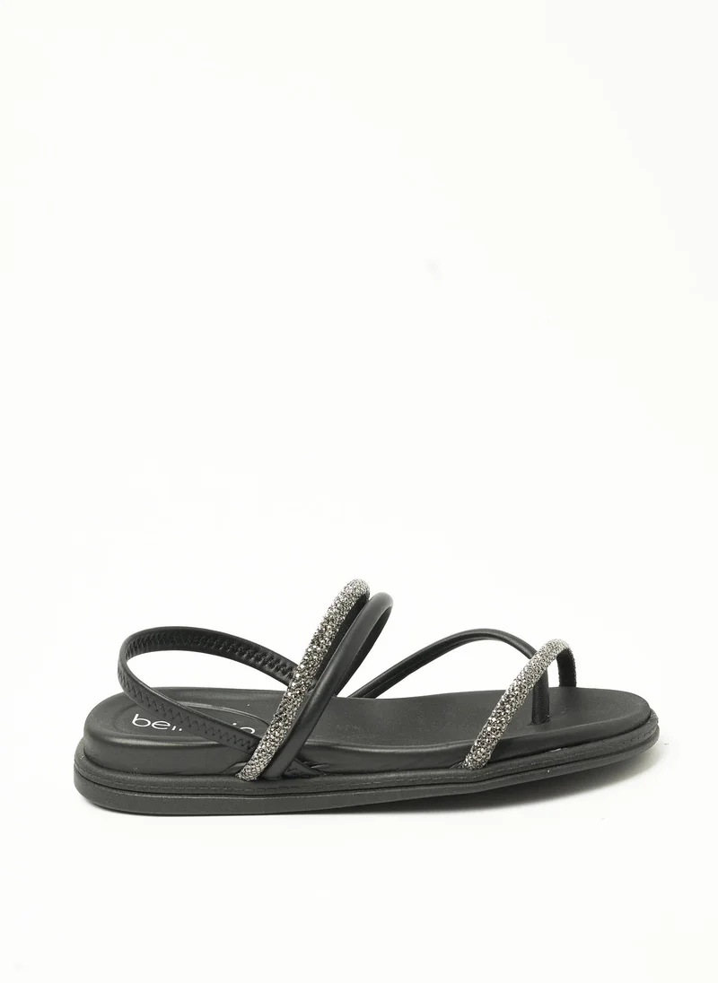 Beira Rio Flat Sandals for Women – Stylish & Comfortable Everyday Footwear